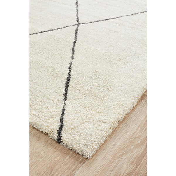 Boden 781 Ivory Contemporary Plush Geometric Rug – Rugs Of Beauty